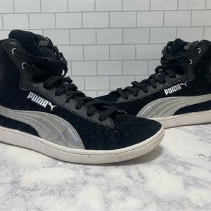 Puma Vikky Mid Corduroy Sneakers - Womens US size 10